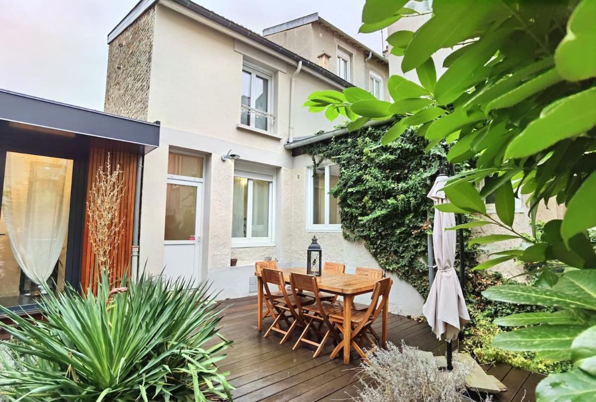 Maison De Ville Avec Terrasse Et Jardin Reims Exterior foto